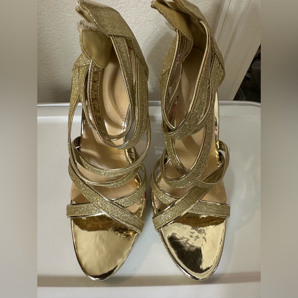 Gold shiny glitter heels